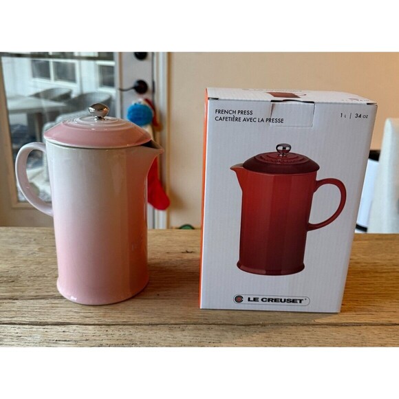 NEW Le Creuset Stoneware 34oz / 1 Liter French Press, Shell Pink